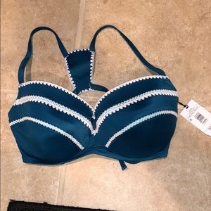 COPY - NWT bikini top 34DD